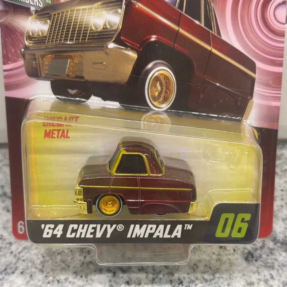 Car Tuned Lowriders 64‎ Chevy Impala Diecast Metal Toy Car Series 4